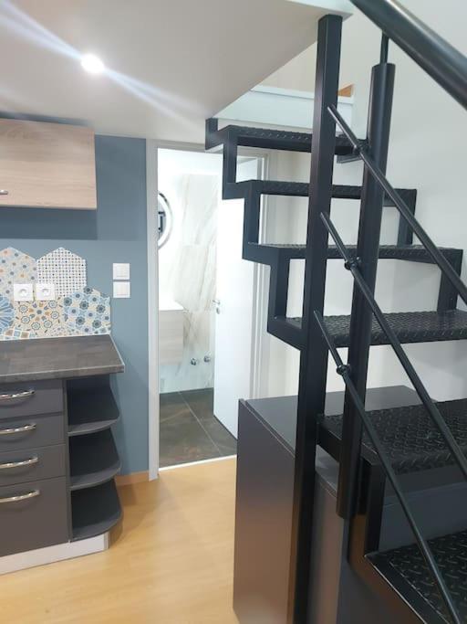 Apartment μ&σ στούντιο 2 *